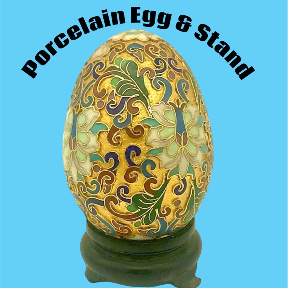 Porcelain Egg & Stand